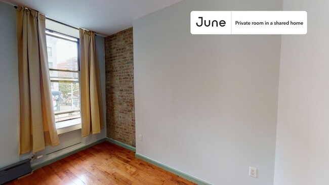 Building Photo - Room in Shared 2 bed/1 bath home