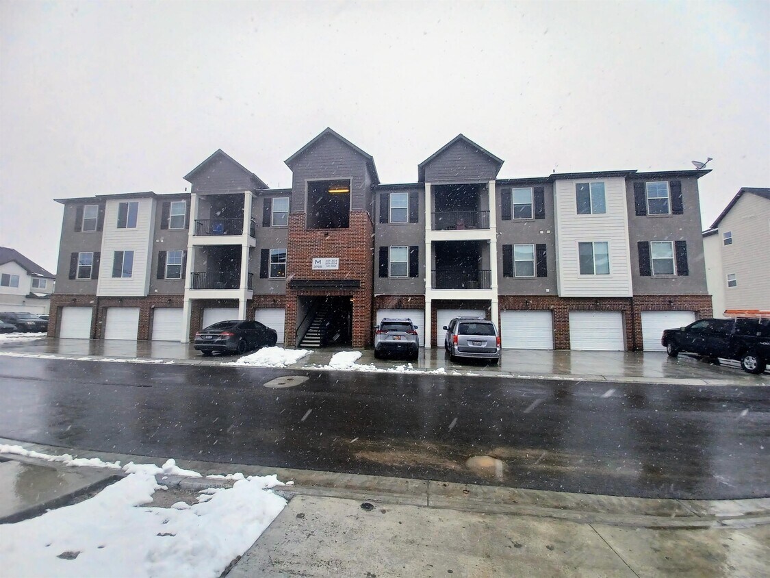 3765 W 1500 N, Lehi, UT 84043 Townhouse for Rent in Lehi, UT