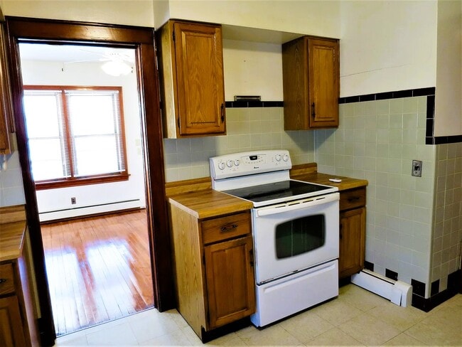 Foto del edificio - 208 Main St