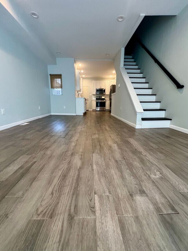Photo - Newly Renovated 2-Bed Townhome Outside Bre...