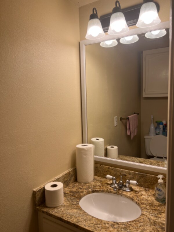 Foto del edificio - 12817 Country Ridge Ave