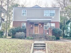 Building Photo - 409 W 38th St