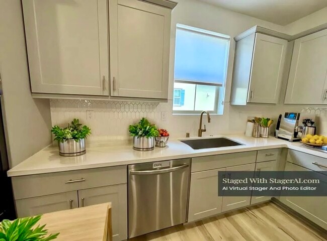 Cocina puesta en escena - 1543 Redbud Way