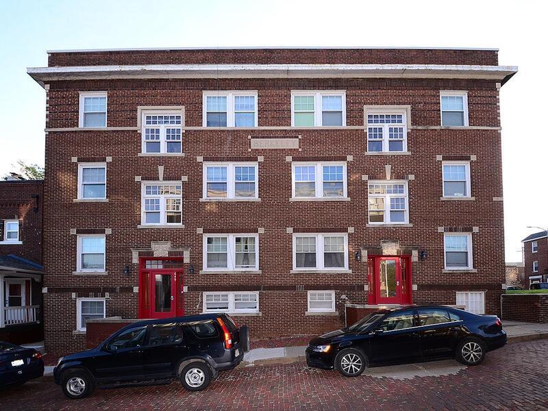 Primary Photo - 649 S 19th Ave