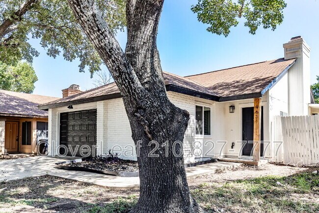 Foto del edificio - 9631 Ivy Bend St