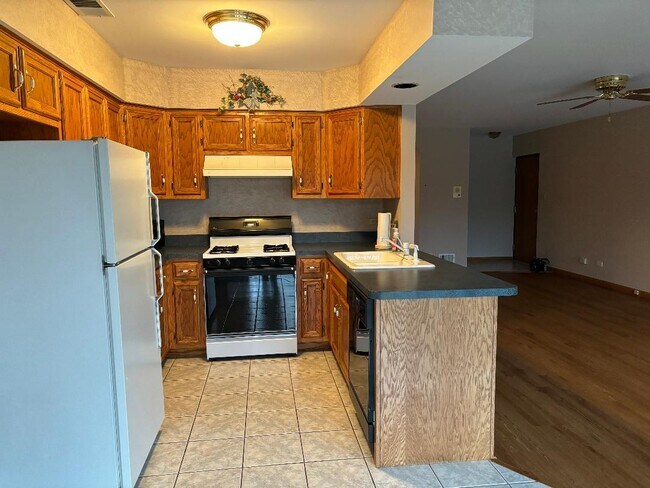 Foto del edificio - 8695 W 111th St