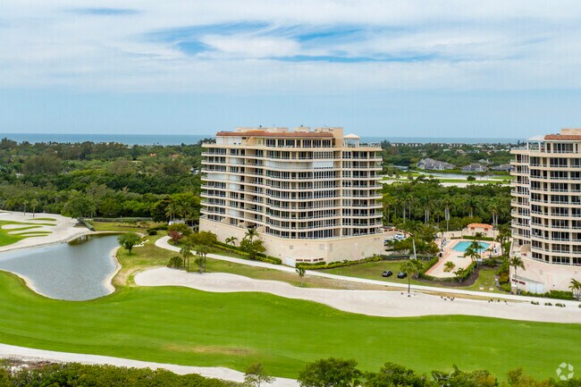 Building Photo - Grand Bay