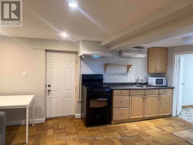 Photo du bâtiment - 4 Sully Crescent