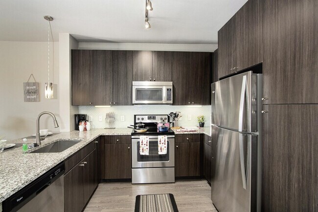 Foto del edificio - 7216 Staffordshire Blvd