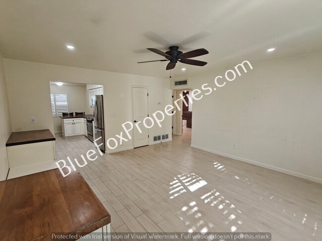 Building Photo - 650 N Richey Blvd