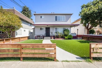 Building Photo - 1536 9th St