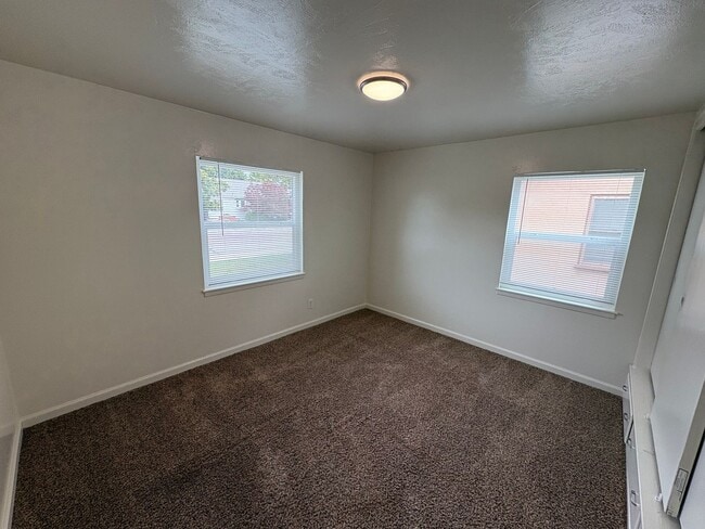 Foto del edificio - Charming Home for Rent Available Now!