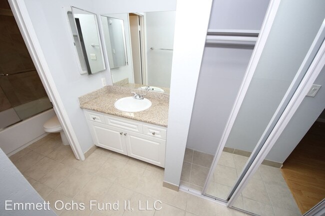 Building Photo - 418 Pier Ave