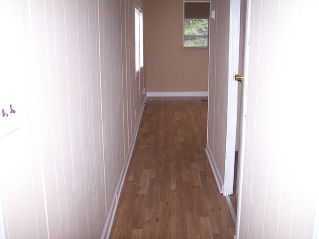 Foto del edificio - Nice Country living 2 Bedroom 1 Bath