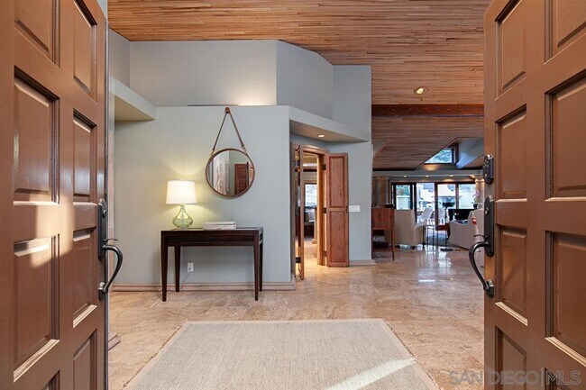 Building Photo - 2969 Racetrack View Dr