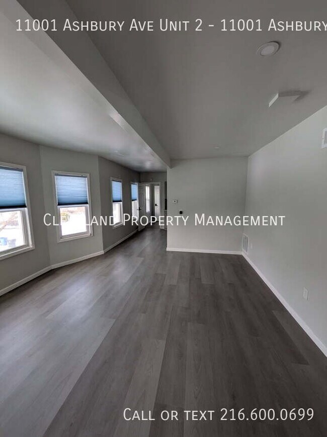 Foto del edificio - 11001 Ashbury Ave