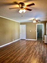Building Photo - 5820 Pickering Ave