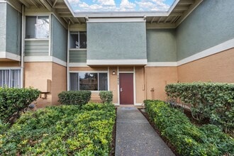 Building Photo - 1577 Drake Dr
