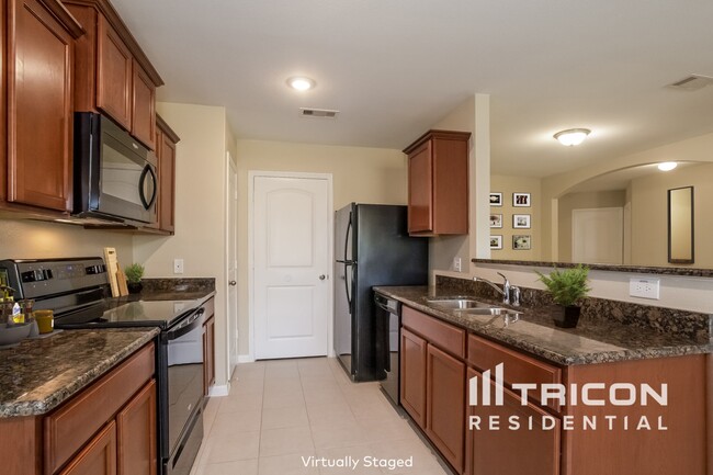 Foto del edificio - 616 Totem Trail Dr