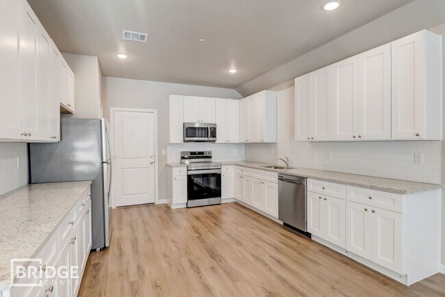 Foto del edificio - 1228 Sunnyvale Ln