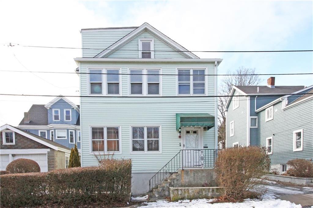 65 Friendship St Unit 1, Newport, RI 02840 Room for Rent in Newport