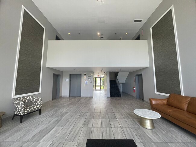 Foto del edificio - 1111 River Rd
