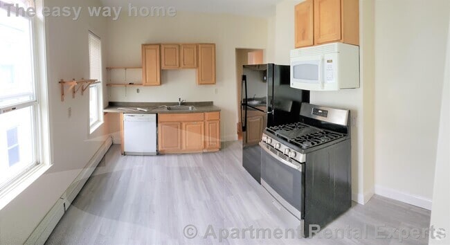 Building Photo - 61 Webster Ave