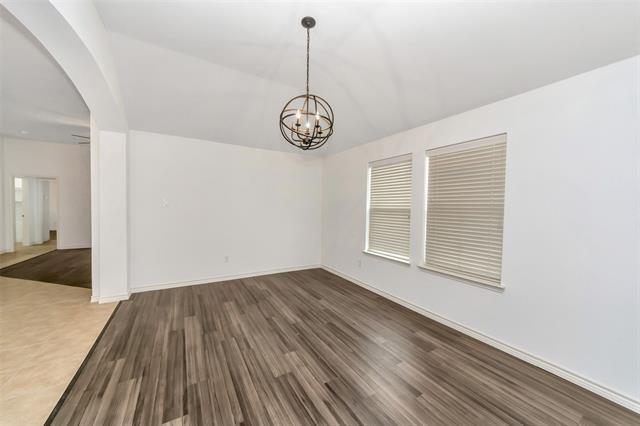 Building Photo - 10209 Fossil Valley Dr