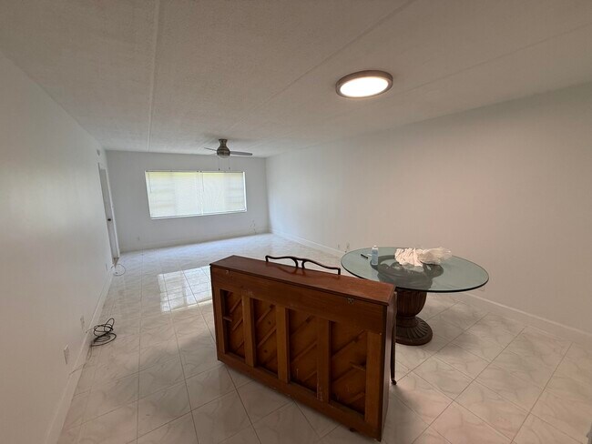 Building Photo - 4500 N Flagler Dr