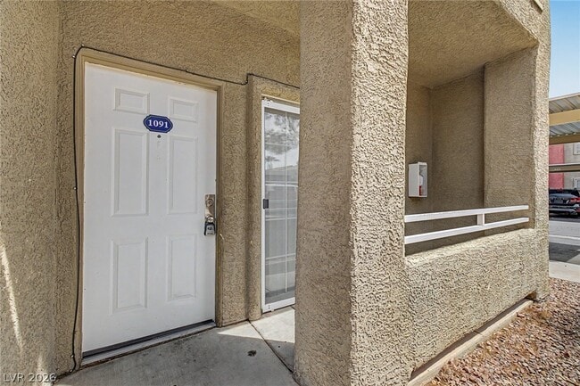 Building Photo - 4730 E Craig Rd