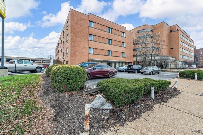 Foto del edificio - 4020 Lindell Blvd