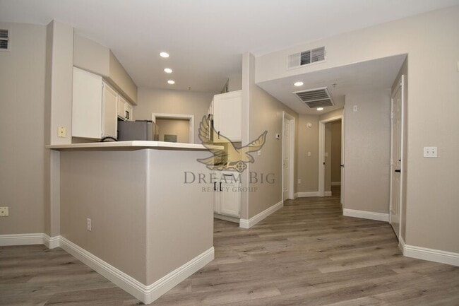 Building Photo - 7155 S Durango Dr