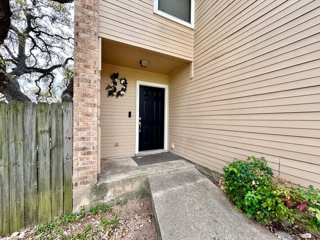 Building Photo - 6031 Old Fredericksburg Rd