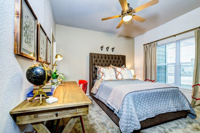 Building Photo - Villa Espada