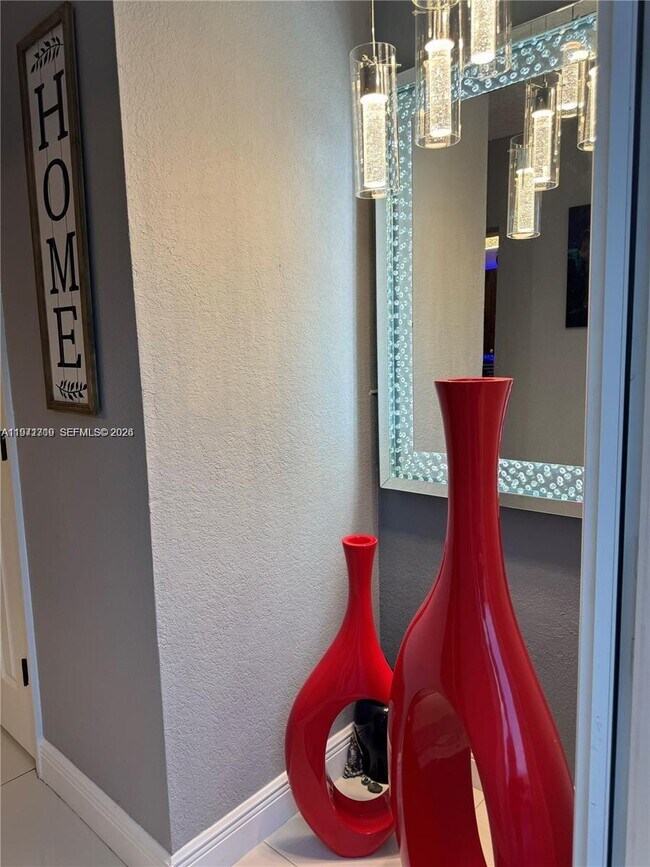 Foto del edificio - 3870 W 8th Ln