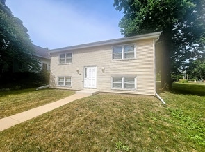 Building Photo - 1106 N Mclean St