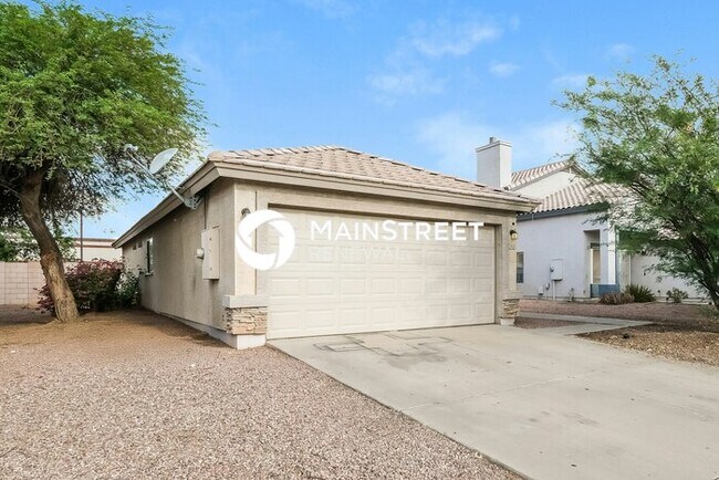 Building Photo - 3 Bedroom Pet-Friendly Home in Avondale, AZ with Main Street Renewal