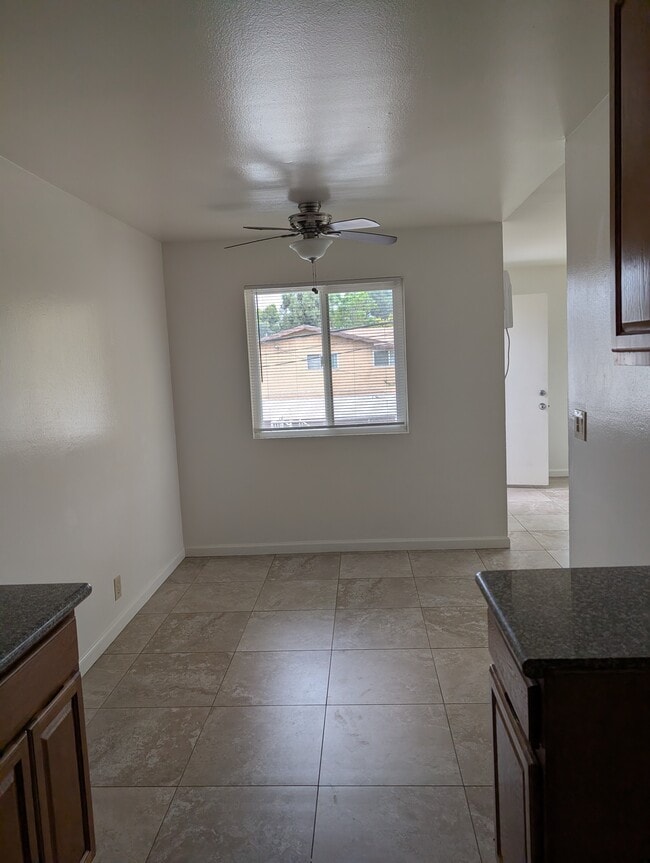 Dining area - 4435 Bonnie Brae St