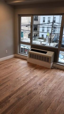 Building Photo - 23-23 Astoria Blvd