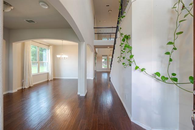 Building Photo - 1024 Mufasa Ln