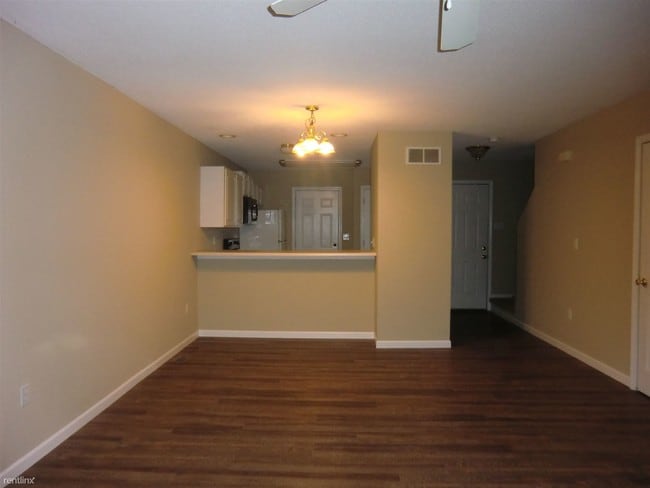 Building Photo - 416 Orchard View Ct