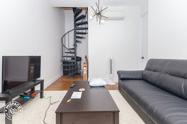 Foto del edificio - 187 Johnson Ave