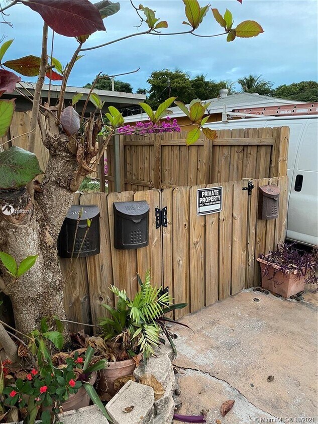 Foto principal - 1415 NW 2nd Ave