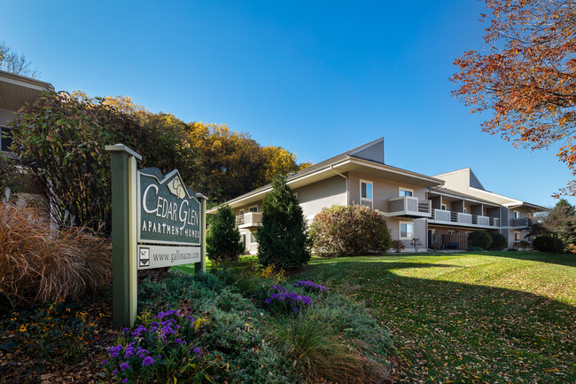 Foto del edificio - Cedar Glen Apartments