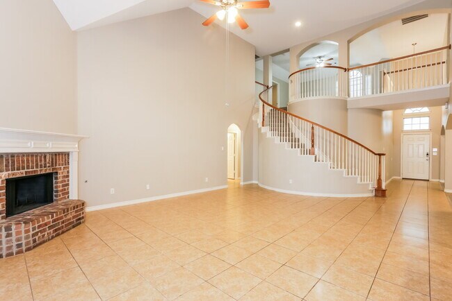 Building Photo - 102 Hartley Ln
