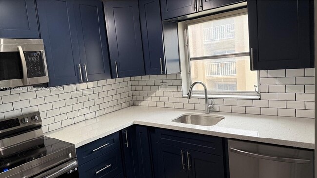 Building Photo - 7725 SW 86th St