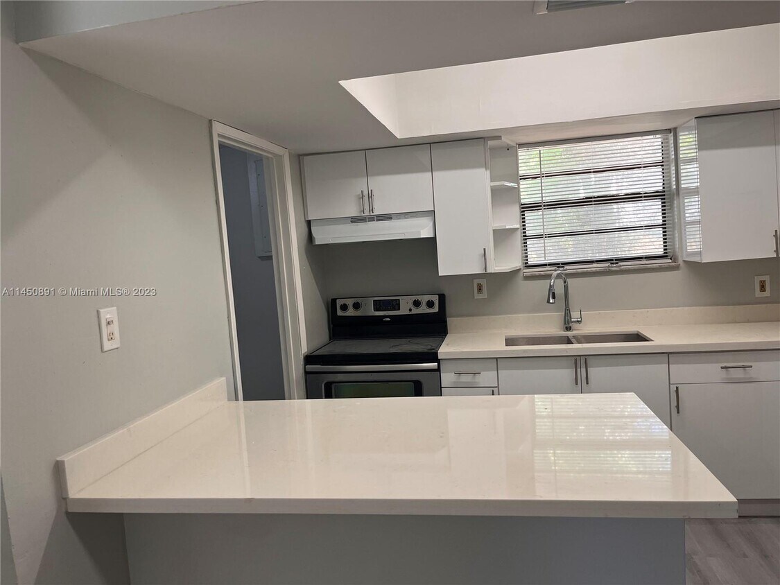 Foto principal - 23099 SW 118th Ave