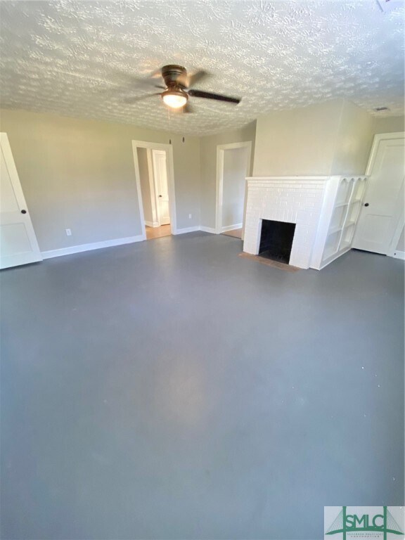 Foto del edificio - 57 Rommel Ave