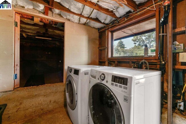 Foto del edificio - 1427 Grizzly Peak Blvd