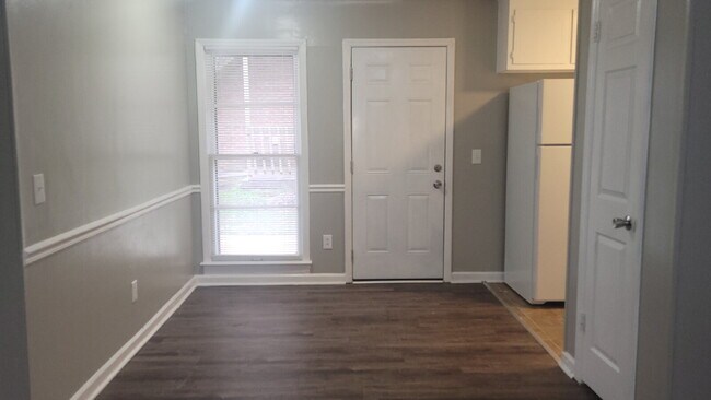 Building Photo - 1506 Ascent Trail NW